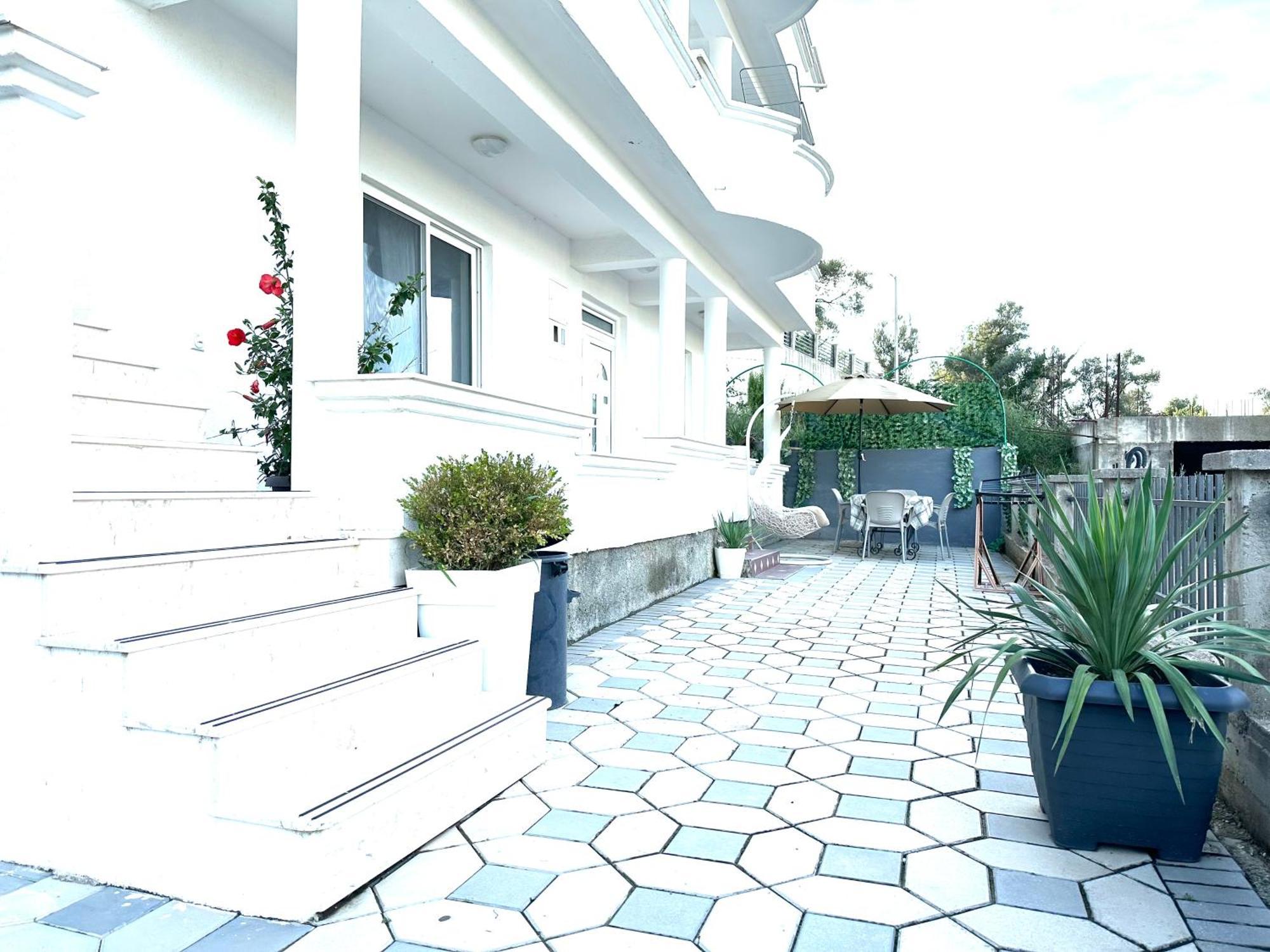 Luxuryhome 1 *
